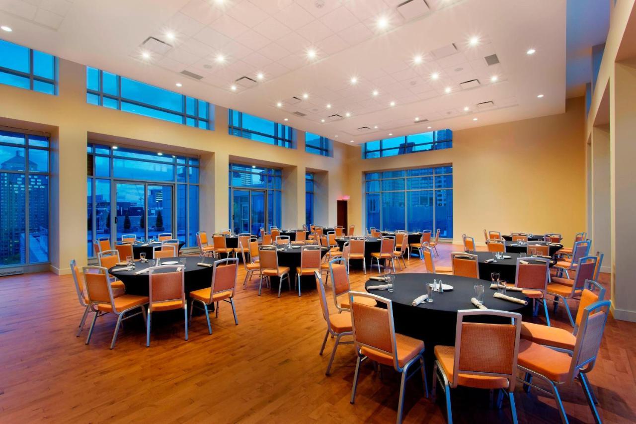 Courtyard Par Marriott Montreal Centre-Ville Екстер'єр фото