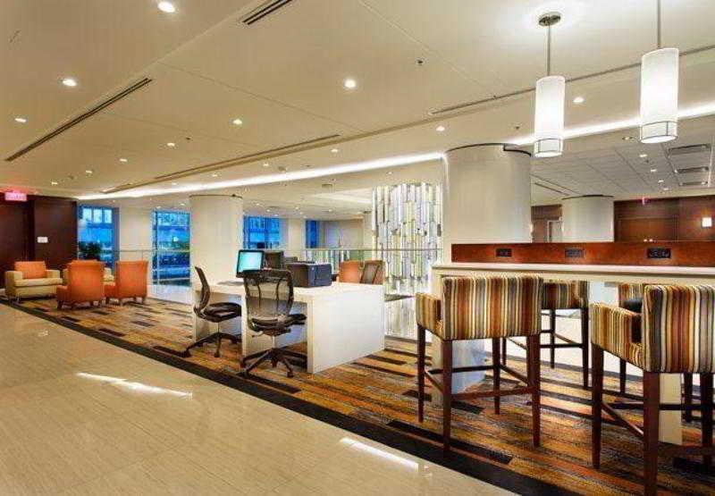Courtyard Par Marriott Montreal Centre-Ville Екстер'єр фото